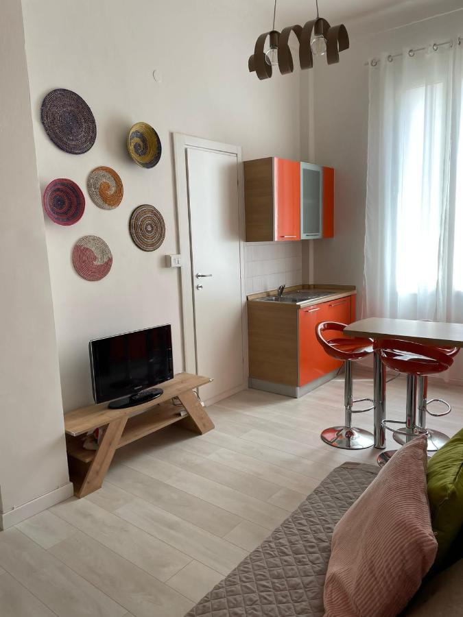 Casa Arcobaleno Lägenhet Ventimiglia Exteriör bild