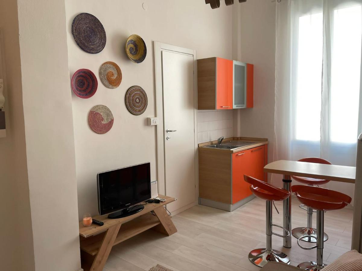 Casa Arcobaleno Lägenhet Ventimiglia Exteriör bild