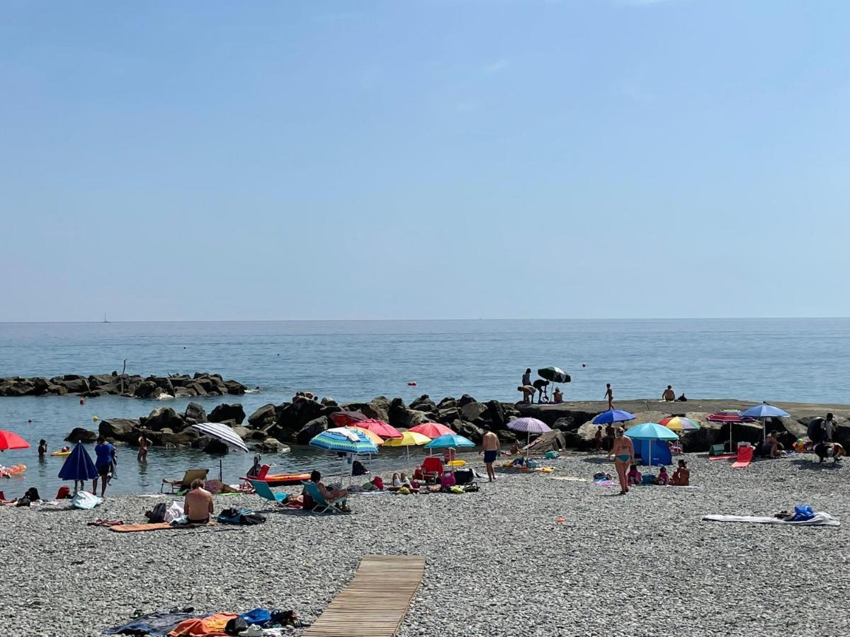 Casa Arcobaleno Lägenhet Ventimiglia Exteriör bild
